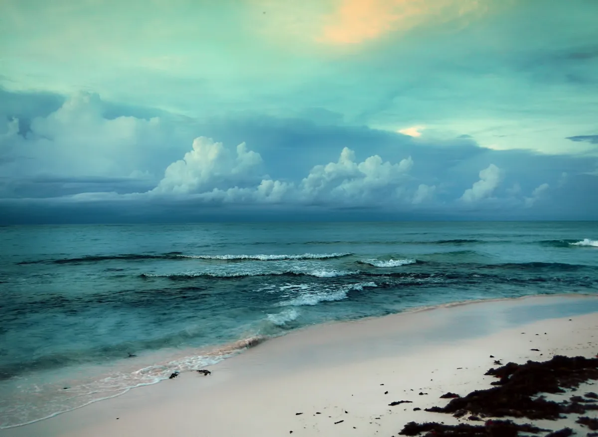 Empty powder-white beach with turquoise water on Eleuthera near Spanish Wells