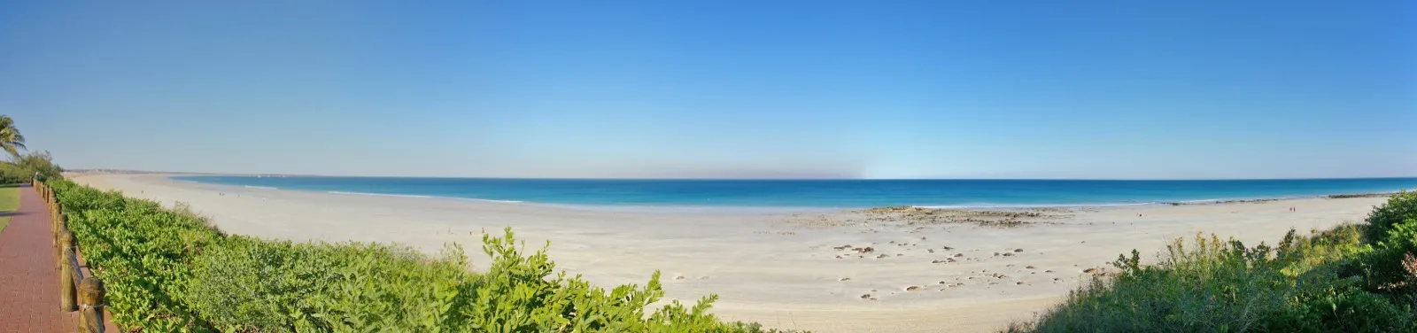 Cable Beach in Nassau - 2.5 miles of white sand and turquoise water